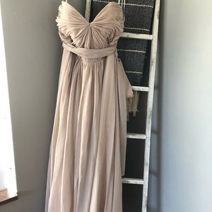 Women’s Champagne Sweetheart Dress